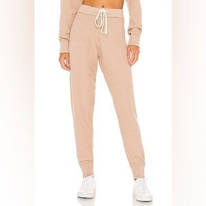 Varley alice 2.0 sweatpant in praline Women's Lounge Pants size m NWOT